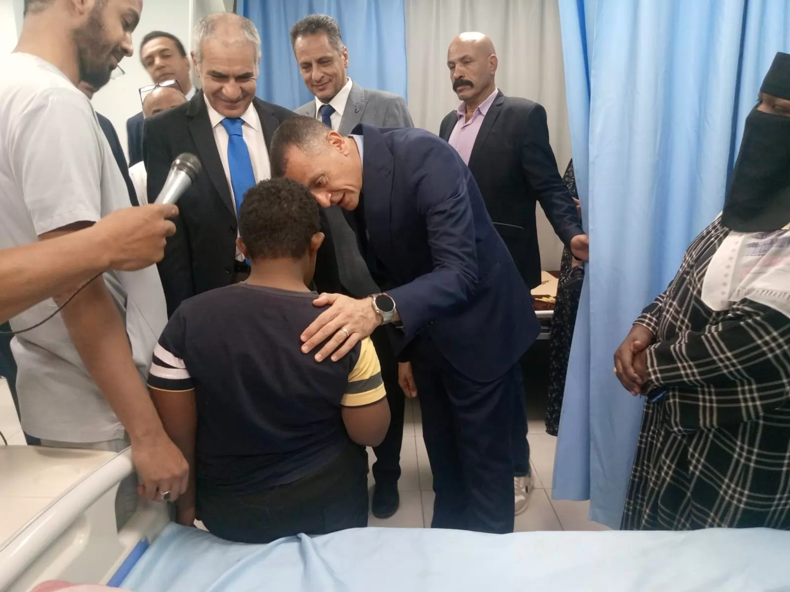 افتتاح مستشفى العظام الجديد بجامعة أسوان..صور