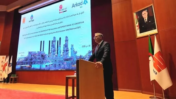 مصر والجزائر توقّعان مذكرة تفاهم بشأن شراء الزيت الخام 