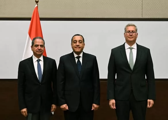 رئيس الوزراء يشهد اتفاق تأهيل شبكات الغاز اللبنانية