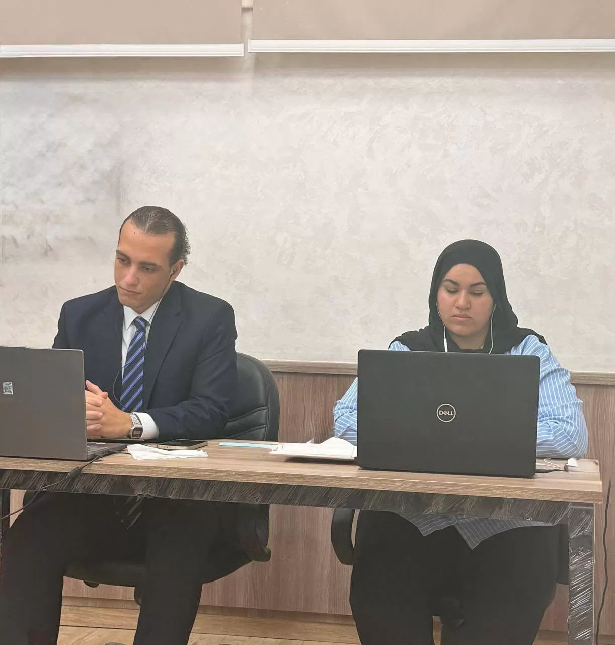 فريق حقوق عين شمس يتأهل لنهائي مسابقة محكمة صورية دولية