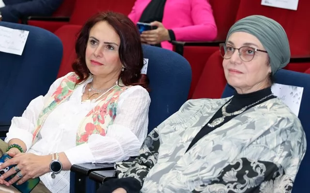 أسنان الجامعة المصرية الروسية تنظم مؤتمرها العلمى لدعم مهارات سوق