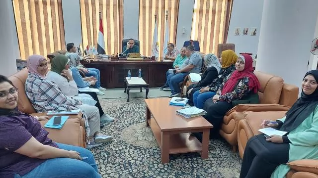 قرارات حاسمة من رئيس جهاز الفيوم لتحسين خدمات المقدمة للسكان.. با