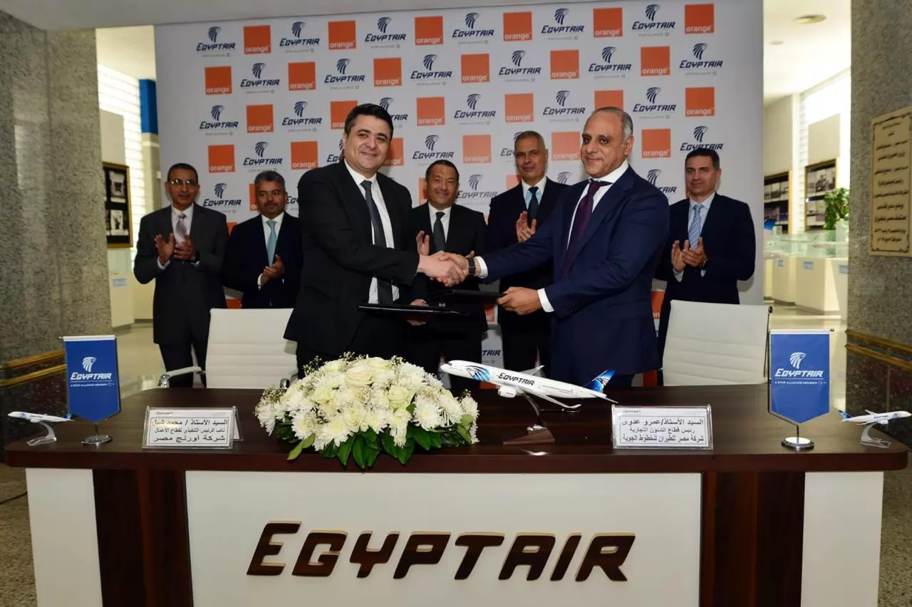 شراكة بين 