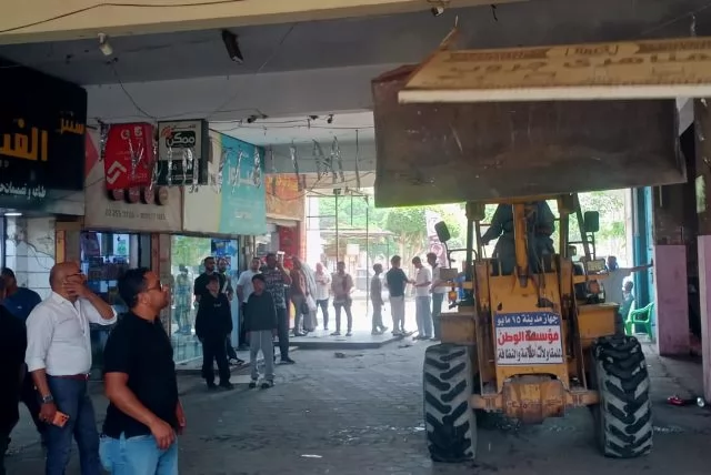 رئيس جهاز 15 مايو يشن حملة مكبرة على حى رجال الأعمال بالمدينة.. ص