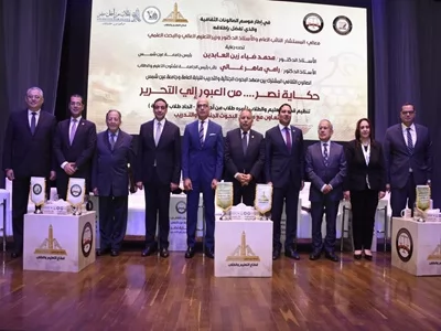 انطلاق فعاليات الصالون الثقافي بجامعة عين شمس