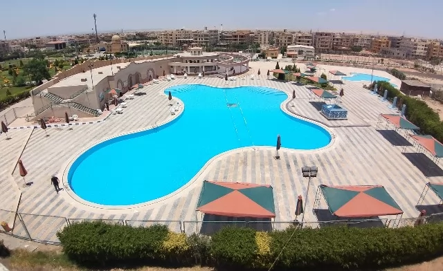 تعرف على الوظائف المطلوبة داخل نادى جرين هيلز فى مدينة الشروق.. ص