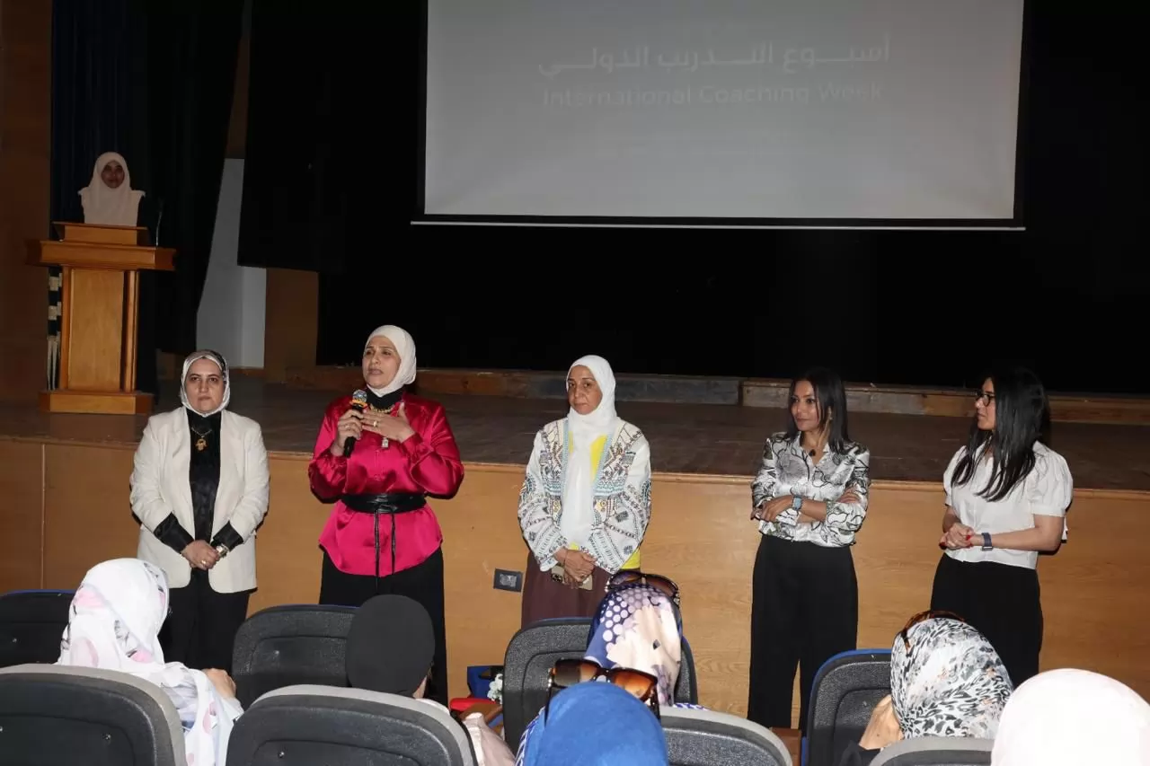 انطلاق فعاليات برنامج تمكين المرأة بجامعة عين شمس