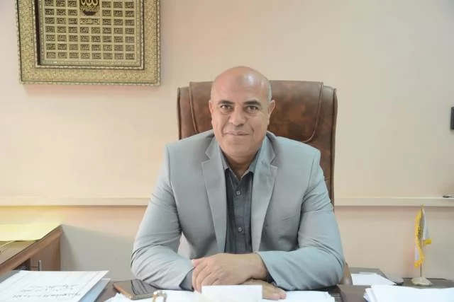 زكريا: جهاز الشروق يزرع 6000 شجرة ونخلة وزهور متنوعة بالمدينة.. ف
