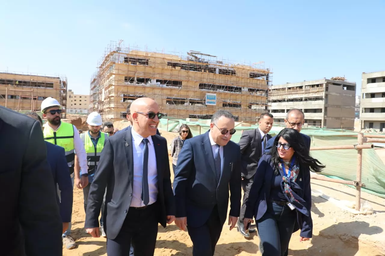 قنصوة: الجامعة الأهلية الفرنسية نموذجًا متطورً للشراكات الدولية 