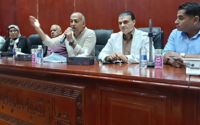 نتائج إيجابية بعد اجتماع قيادات جهاز بدر مع ممثلى السكان فى المدي