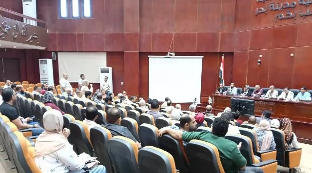 نتائج إيجابية بعد اجتماع قيادات جهاز بدر مع ممثلى السكان فى المدي