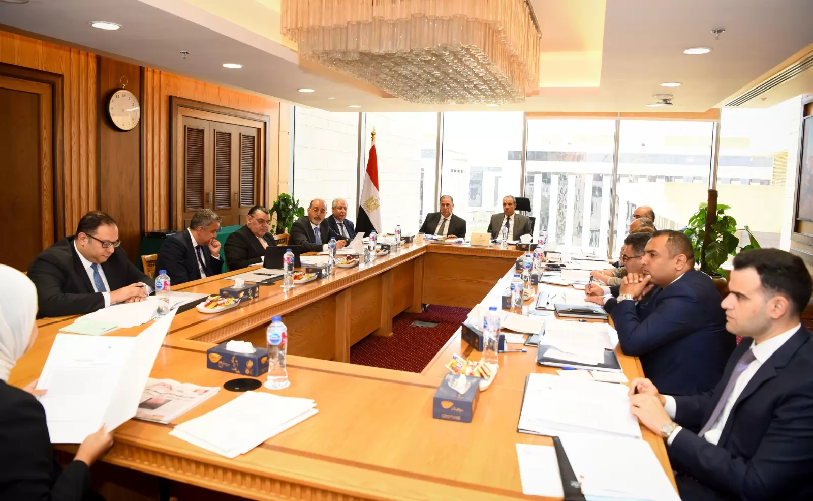 وزير الخارجية يشارك بالاختبار الشفوي للمتقدمين للتعيين بالوزارة