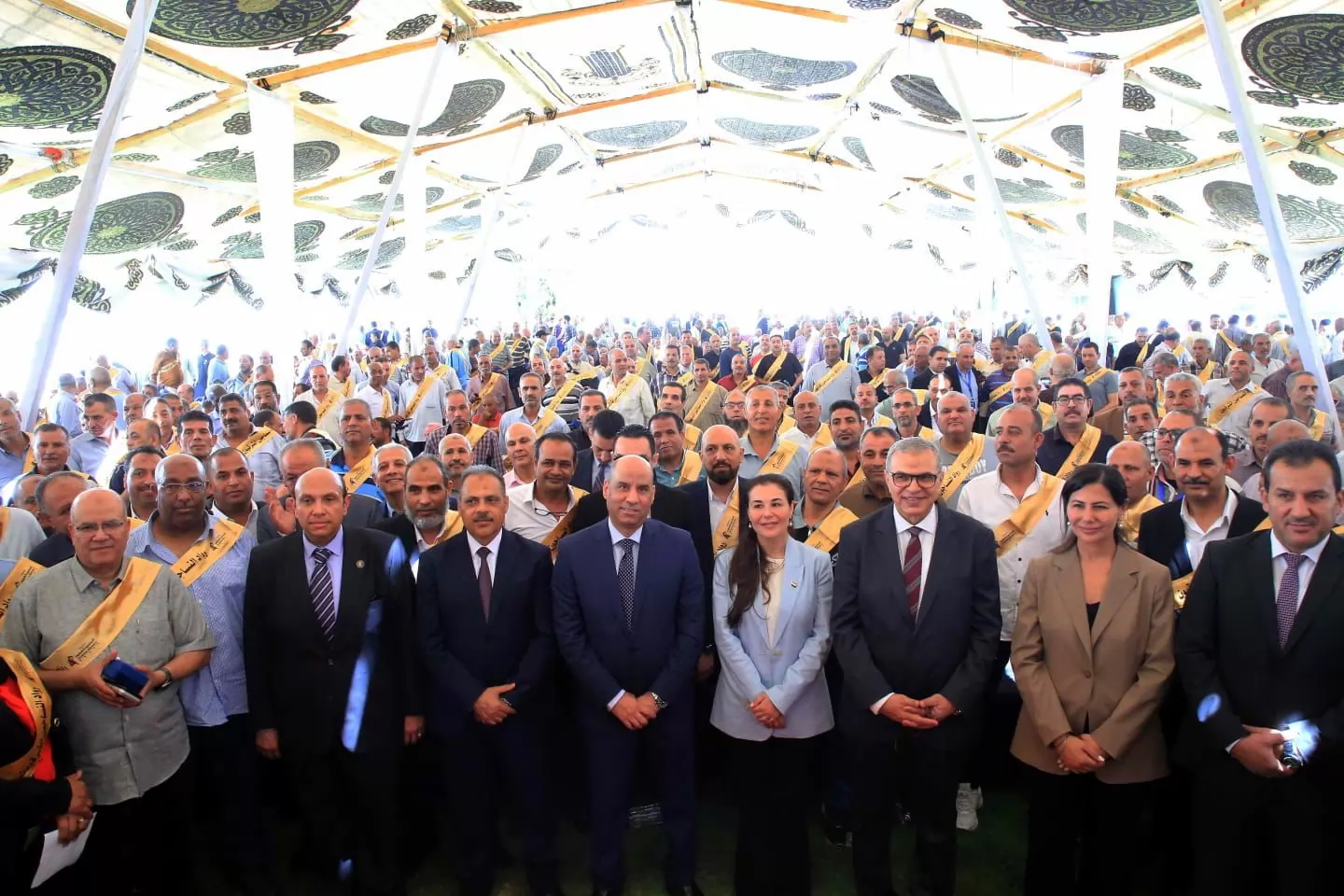 الاحتفال بـ30 عاماً من الخدمة: النساجون الشرقيون تكرّم 650 عامل