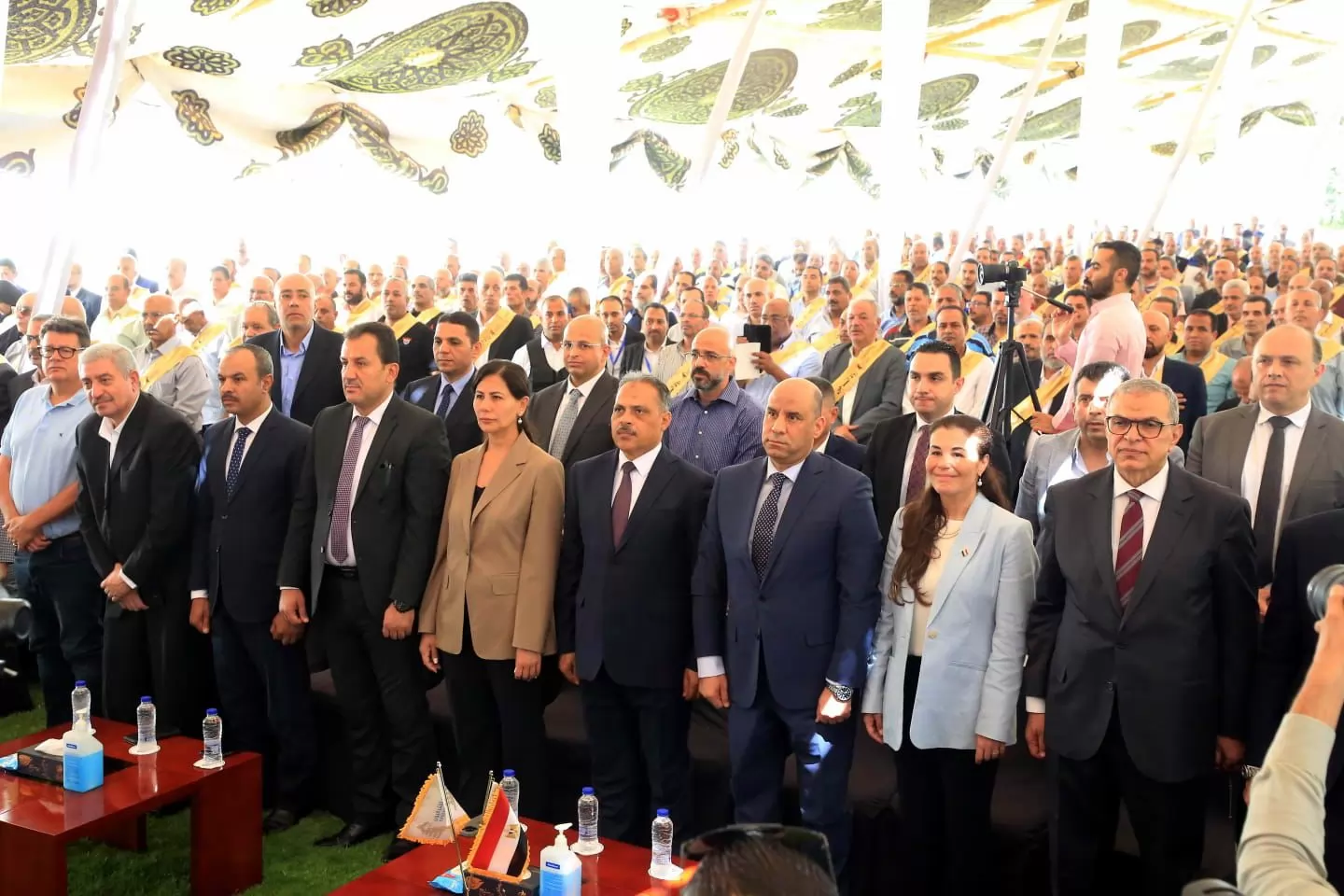الاحتفال بـ30 عاماً من الخدمة: النساجون الشرقيون تكرّم 650 عامل