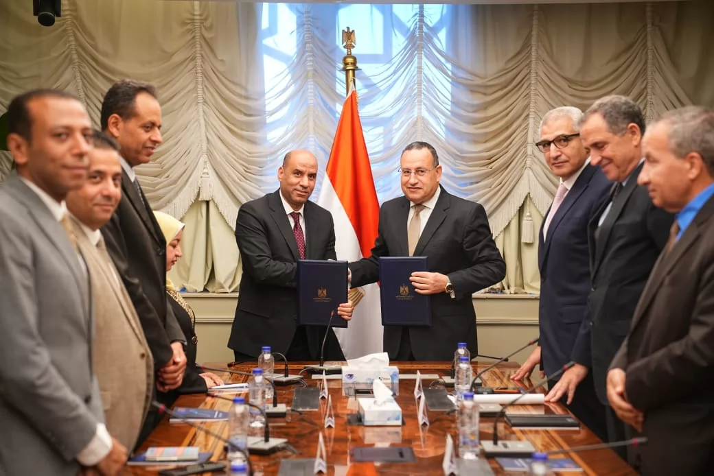 بروتوكول بين التعليم العالي والعمل لإعداد كوادر بالسلامة المهنية