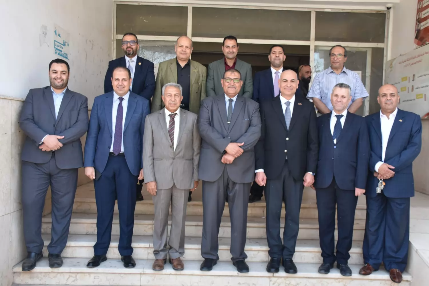 عبدالباري يتابع انتظام الإمتحانات بكليات التربية والتجارة والحقوق
