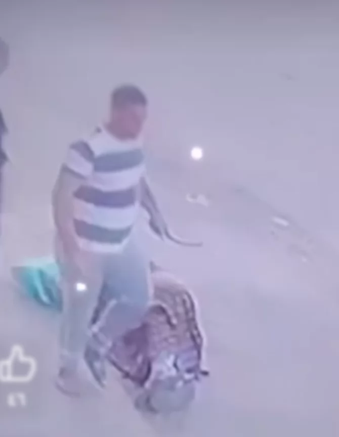 كواليس فيديو اعتداء سائق توك توك على سيدة بـ منجل في الشرقية
