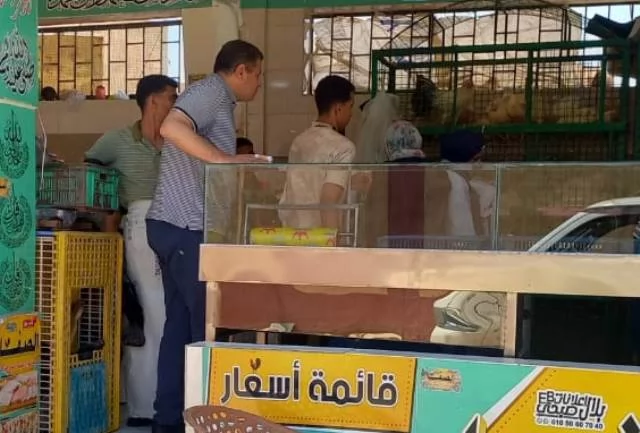 جهاز بدر والبيطرى والتموين يضبطون 57 كيلو لحوم وتحرير 2 محضر.. صو