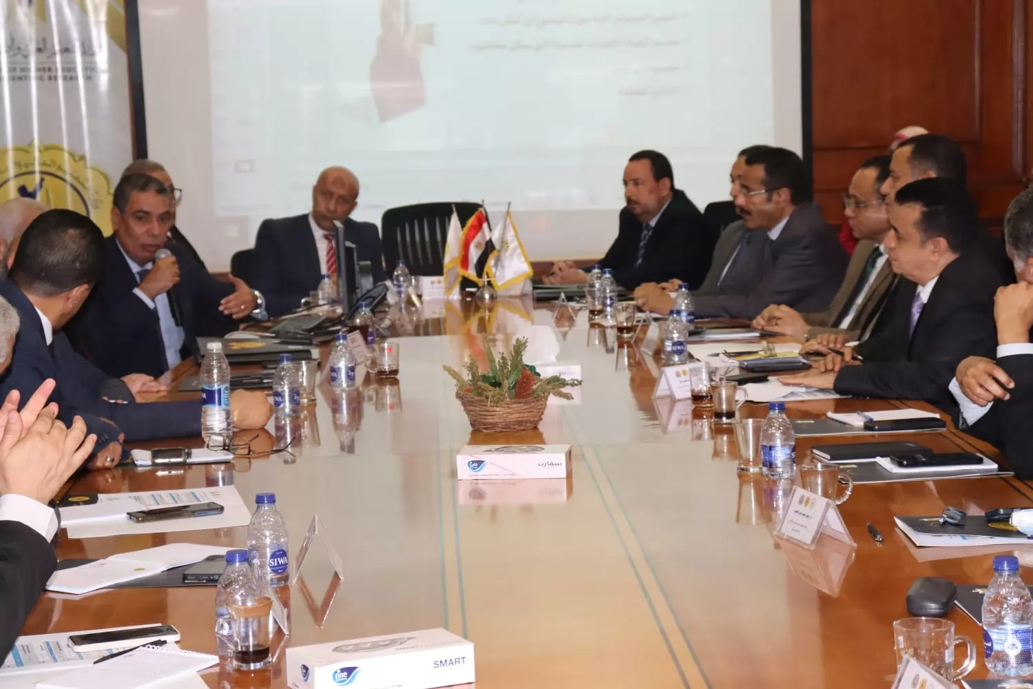 برنامج تدريبي متكامل لإعداد المرشحين لشغل منصب رئيس جامعة