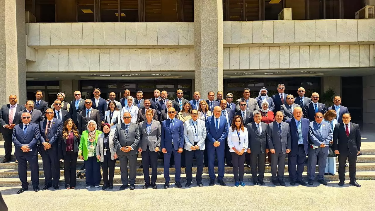 استراتيجية متكاملة لتطوير قطاع الطيران المدنى