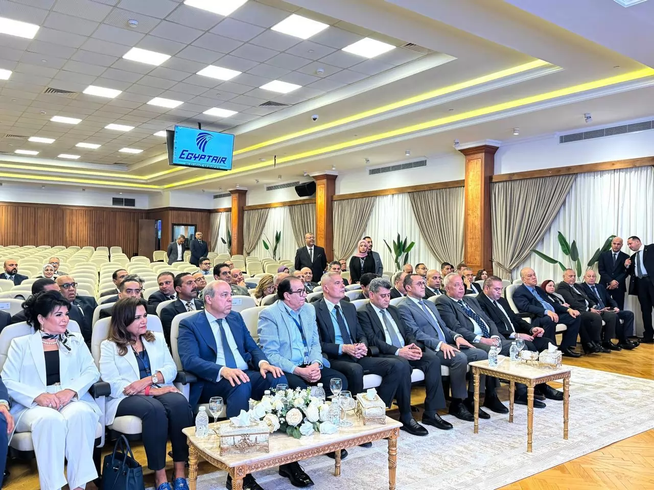 استراتيجية متكاملة لتطوير قطاع الطيران المدنى
