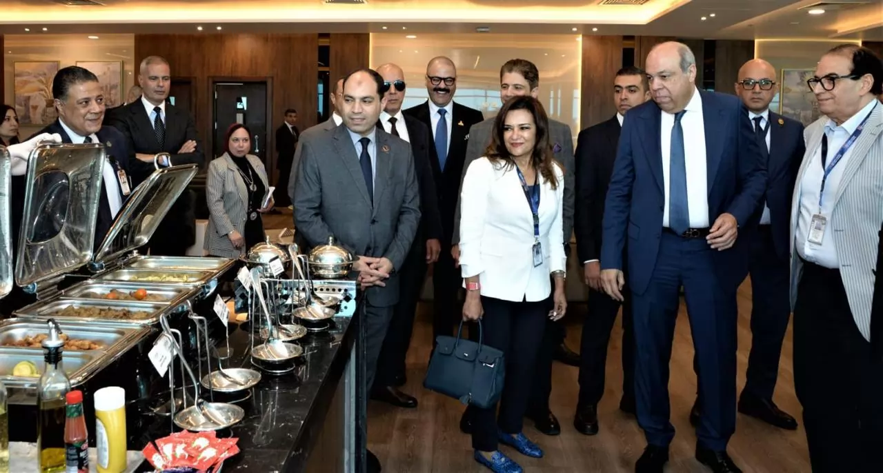 استراتيجية متكاملة لتطوير قطاع الطيران المدنى