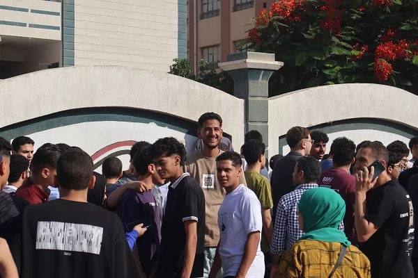 إصابة مراقبين بوعكة صحية أثناء امتحانات الثانوية العامة بالشرقية