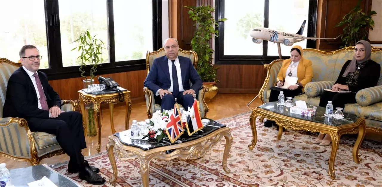 الاتحاد الأفريقي الآسيوي يمنح إبراهيم الشايب الجائزة الذهبية في قطاع الضيافة