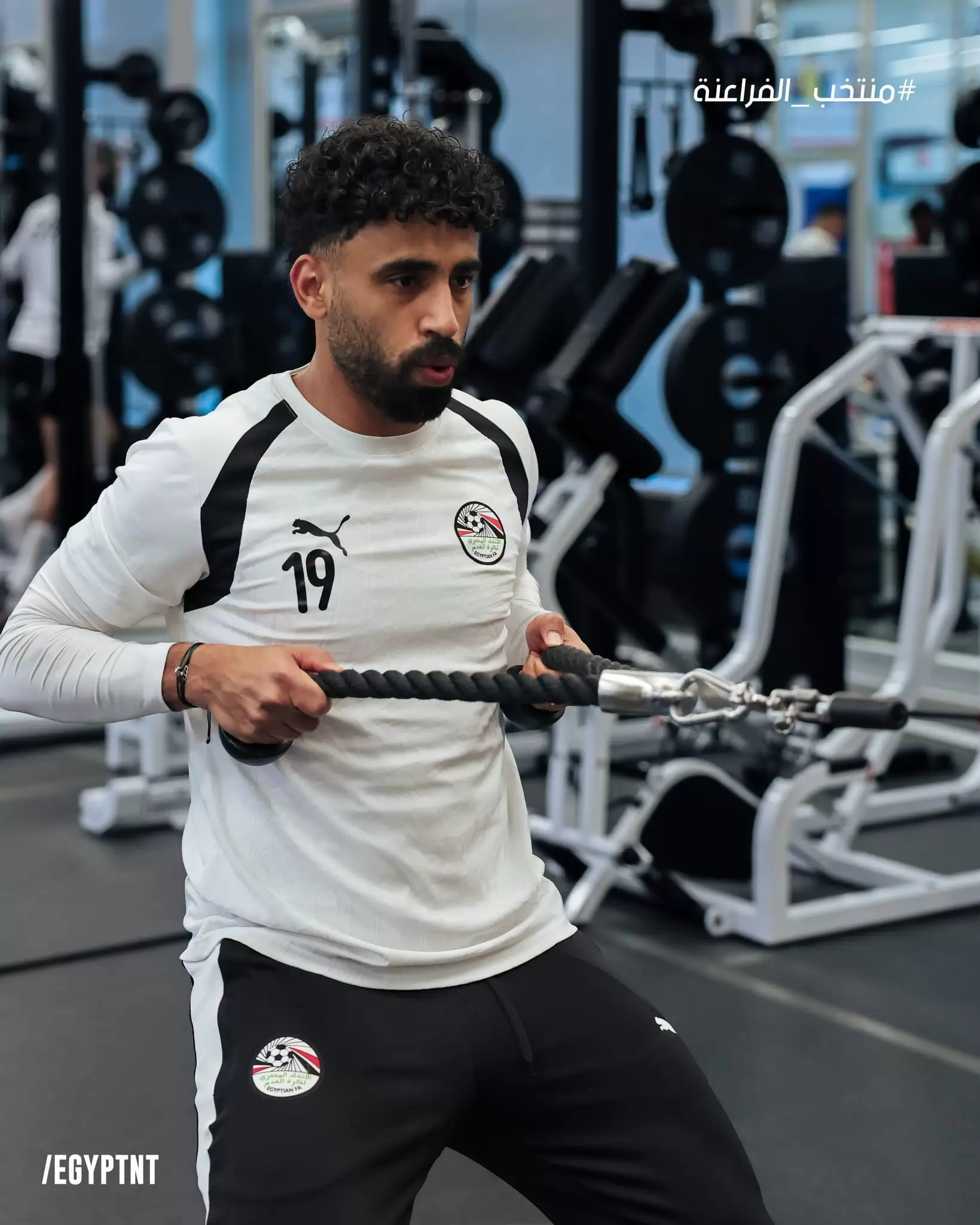 منتخب مصر يبدأ الاستعداد لمواجهة أستراليا في كأس العالم .. صور