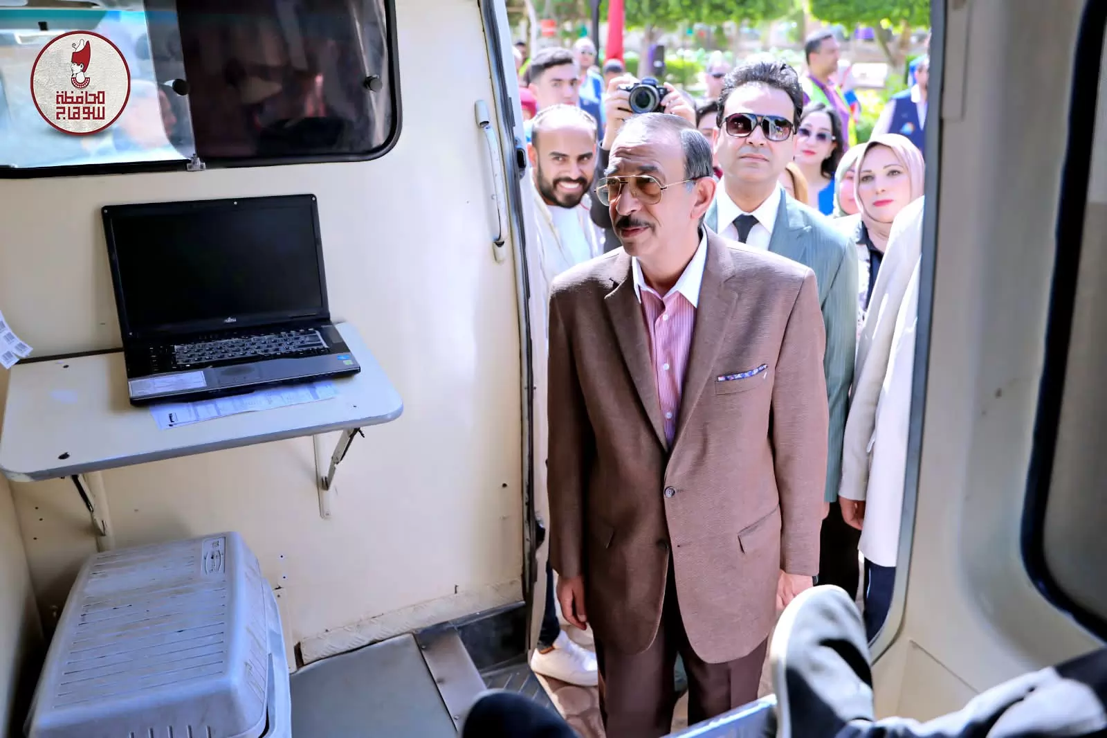 محافظ سوهاج يتفقد حملة التبرع بالدم ويؤكد: التبرع رسالة إنسانية 