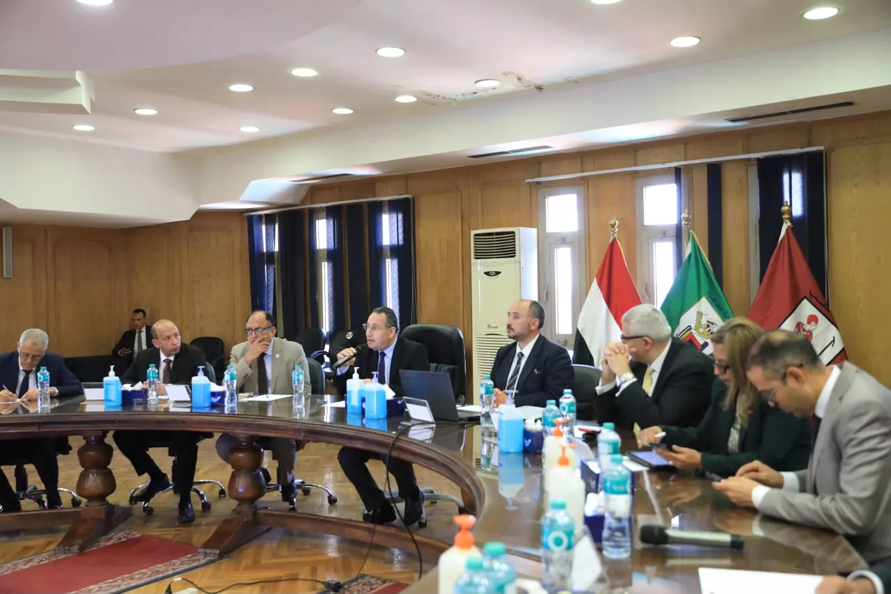 قنصوة: المستشفيات الجامعية ركيزة أساسية في المنظومة الصحية