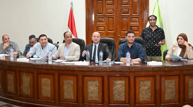 جهاز العاشر يحقق أعلى استفادة مالية من مخلفات المدينة والحفاظ على