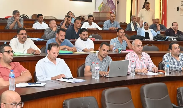جهاز العاشر يحقق أعلى استفادة مالية من مخلفات المدينة والحفاظ على