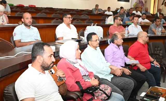 جهاز العاشر يحقق أعلى استفادة مالية من مخلفات المدينة والحفاظ على