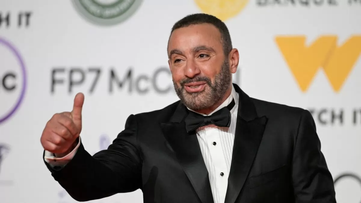 أحمد السقا يرد على تهنئة مى عمر على أحدث أفلامه