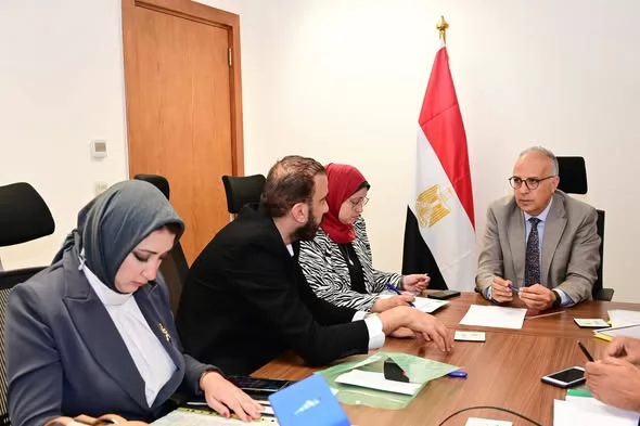 وزير الري يبحث مع أعضاء بمجلس النواب مطالب المواطنين واحتياجات دوائرهم