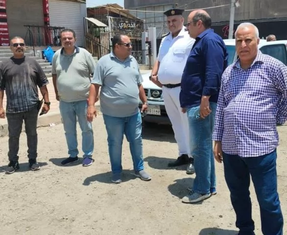 جهاز 15 مايو يزيل تعديات على أراضى الدولة وزراعة مخالفة بالمدينة.