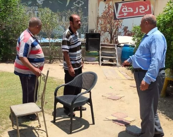 جهاز 15 مايو يزيل تعديات على أراضى الدولة وزراعة مخالفة بالمدينة.