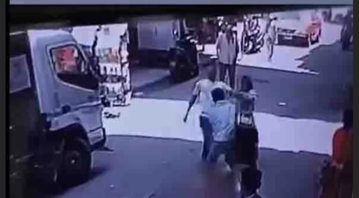 بسبب 
