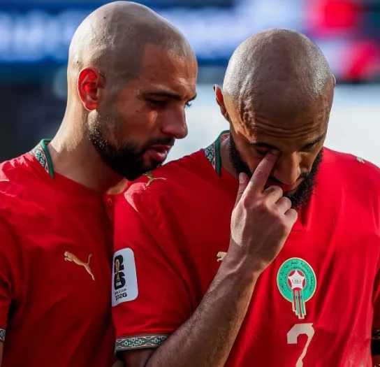 بالصور.. الحزن ينتاب لاعبي المغرب بعد نهاية مشوارهم بكأس العالم