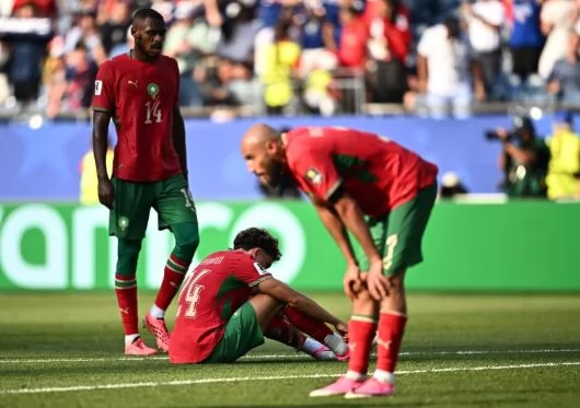 بالصور.. الحزن ينتاب لاعبي المغرب بعد نهاية مشوارهم بكأس العالم