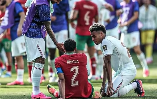 بالصور.. الحزن ينتاب لاعبي المغرب بعد نهاية مشوارهم بكأس العالم