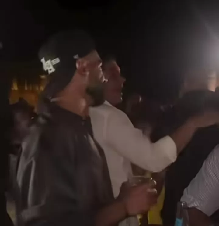 محمد صلاح يخطف الأنظار في العلمين بعد العودة من المونديال .. صور