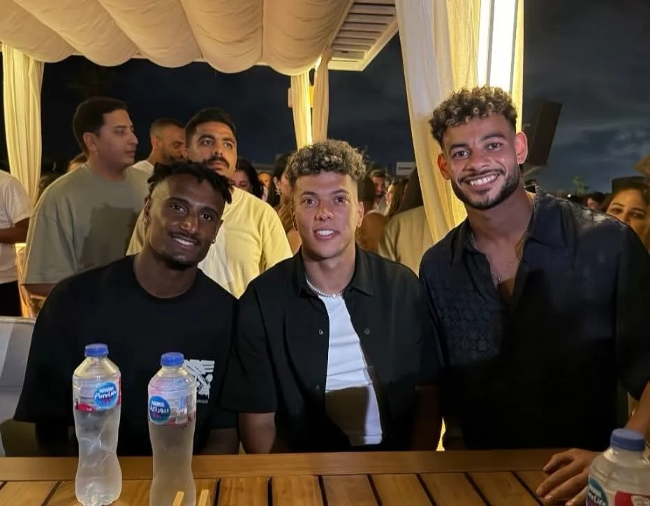 نجوم منتخب مصر وسط أجواء من البهجة والاحتفال في العلمين .. صور