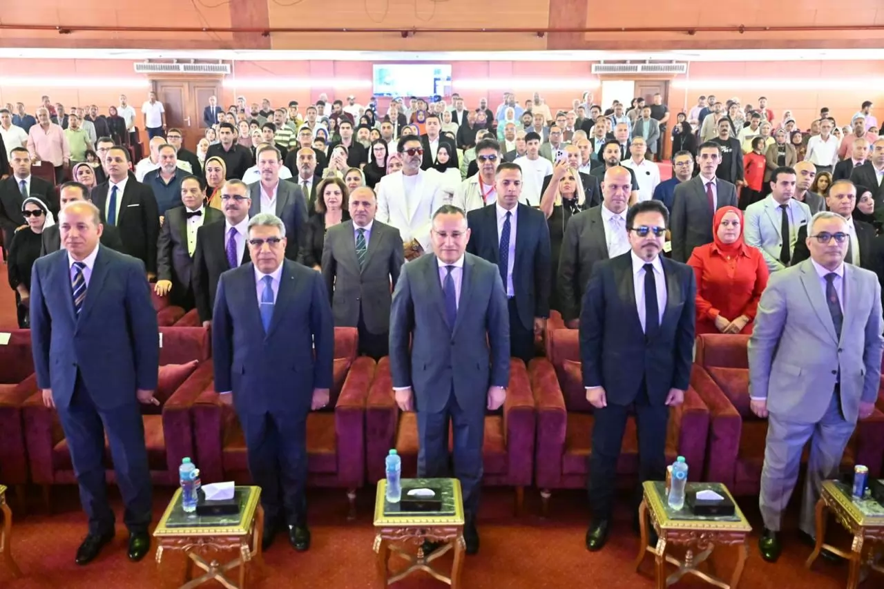 المنصورة تتزين بختام المهرجان القومي للمسرح وتكرم صفاء أبو السعود