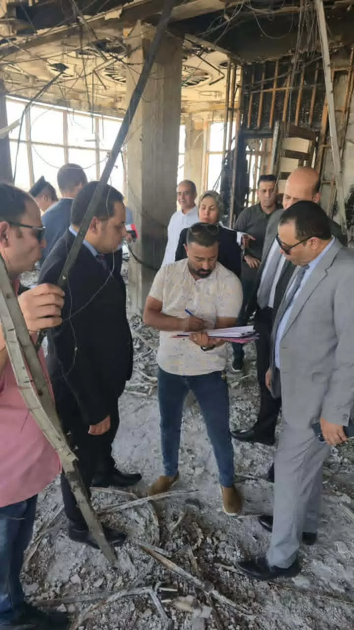 النيابة الإدارية تحقق في حريق عقار سوهاج المخالف