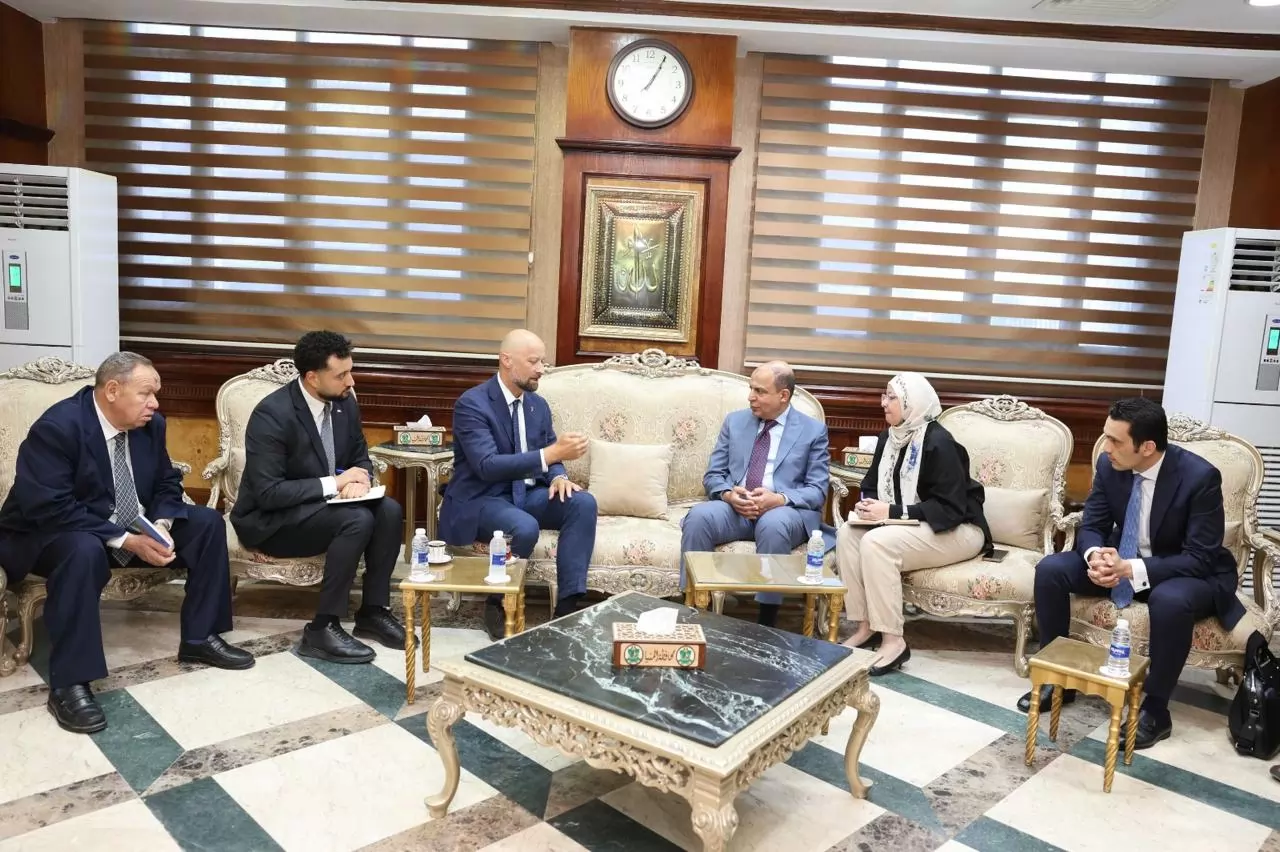 مشروع طاقة عملاق بالمنيا لتعزيز الاستثمار
