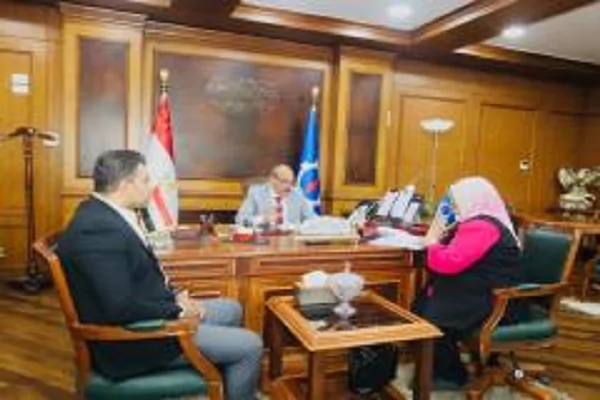 محافظ السويس يعتمد تنسيق القبول بالمدارس الفنية بالعام الجديد