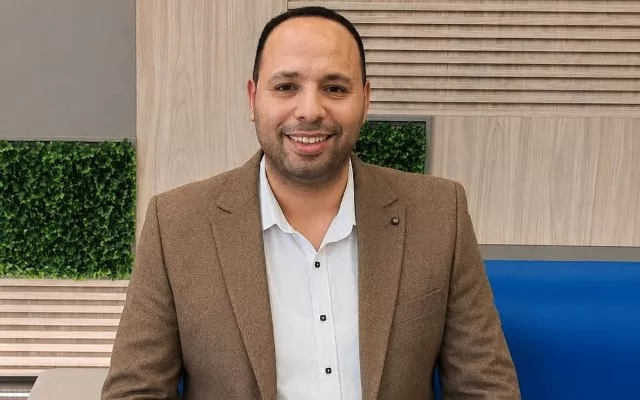 بيان هام من رئيس جهاز 15 مايو عن أحدث مشروعات الطرق فى المدينة.. 