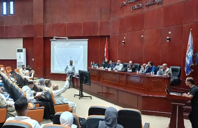 جنون الأسعار يضرب مزاد جهاز بدر.. تعرف على عدد المحلات والوحدات ا